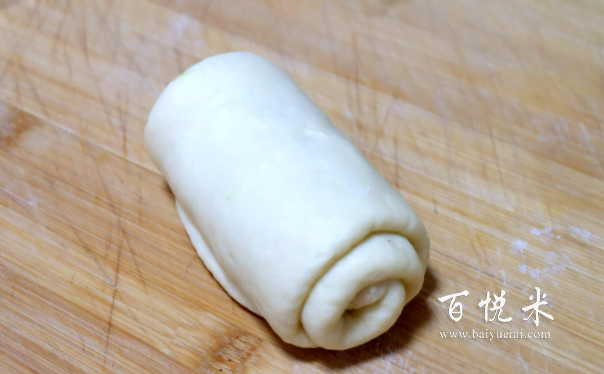 詳細(xì)步驟教你在家做面包,暄軟醇香久放不硬,比買的還好吃